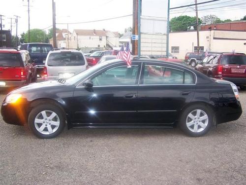 Nissan Altima 2004 photo 1