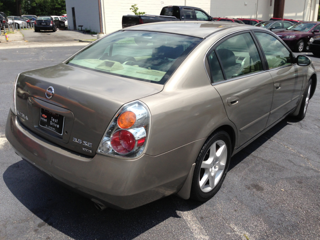 Nissan Altima 2004 photo 1
