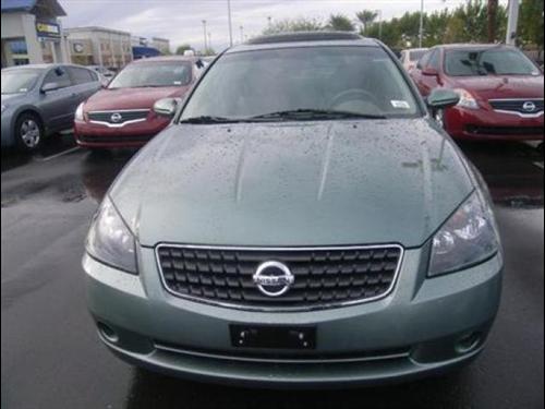 Nissan Altima 2005 photo 1