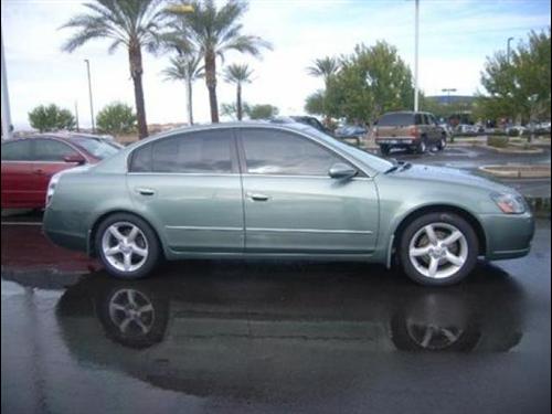 Nissan Altima 2005 photo 3