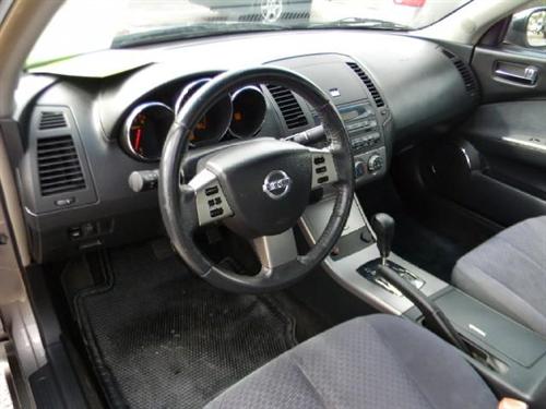 Nissan Altima 2005 photo 3