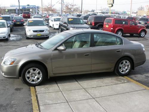 Nissan Altima 2005 photo 4