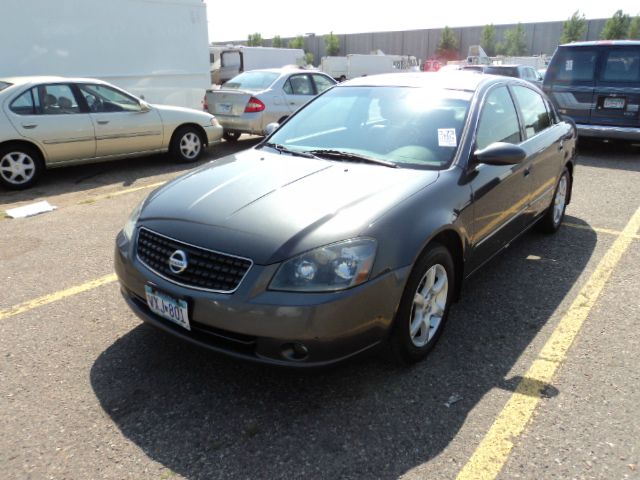 Nissan Altima 2005 photo 4
