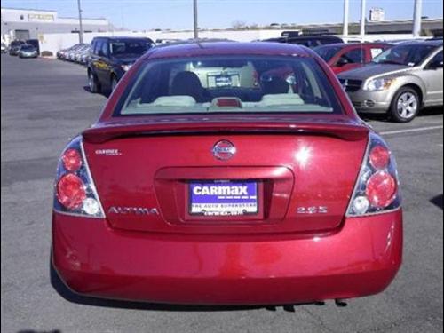 Nissan Altima 2005 photo 5