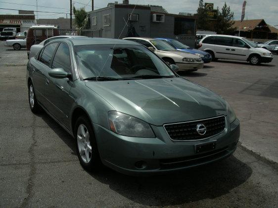 Nissan Altima 2005 photo 1