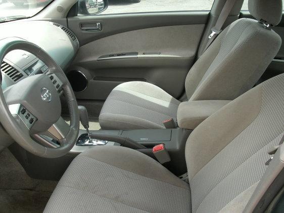 Nissan Altima 2005 photo 5