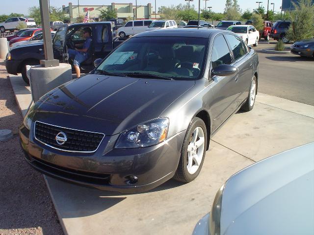 Nissan Altima 2005 photo 1