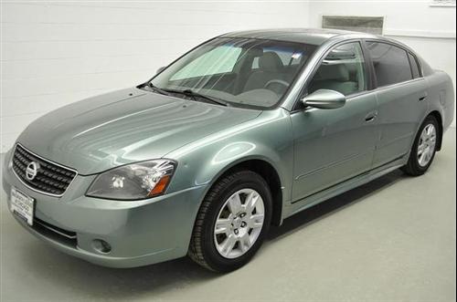 Nissan Altima 2005 photo 5