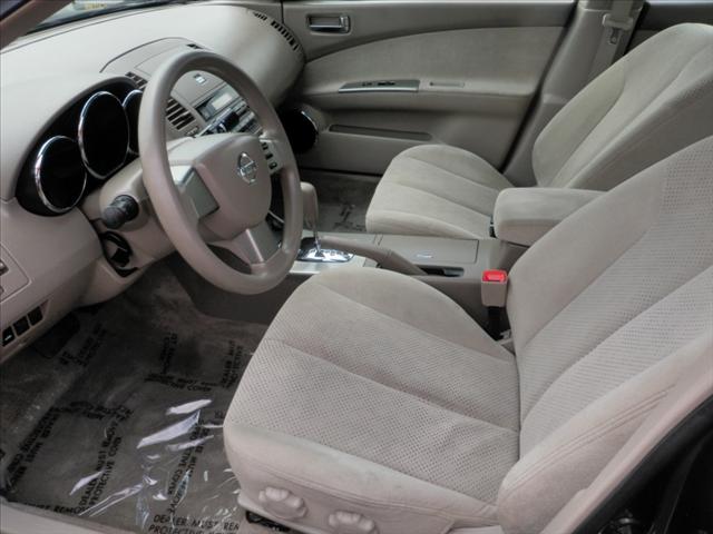 Nissan Altima 2005 photo 1