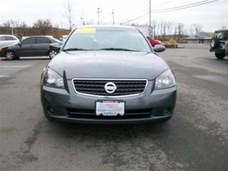 Nissan Altima 2005 photo 2