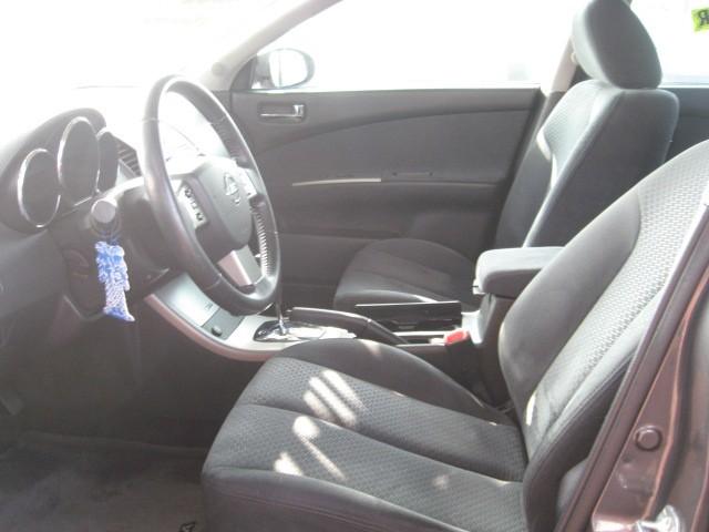 Nissan Altima Unknown Sedan