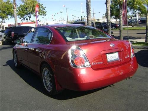 Nissan Altima 2005 photo 1