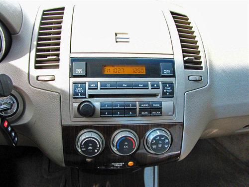 Nissan Altima 2005 photo 5