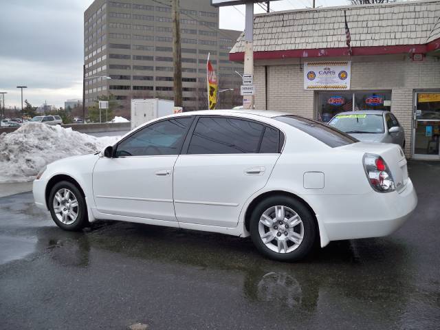 Nissan Altima 2005 photo 4