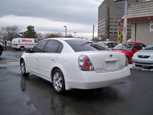 Nissan Altima 2005 photo 5