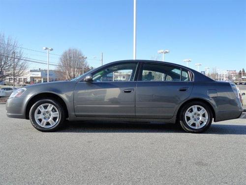 Nissan Altima 2005 photo 1
