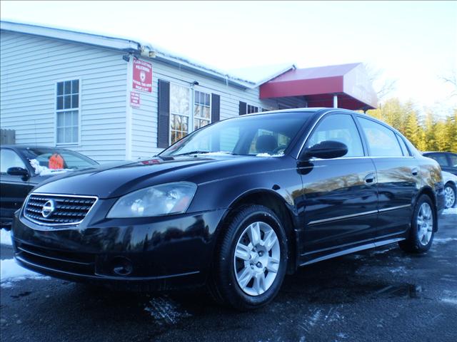 Nissan Altima XR Sedan