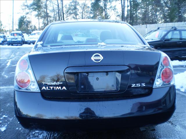 Nissan Altima 2005 photo 3