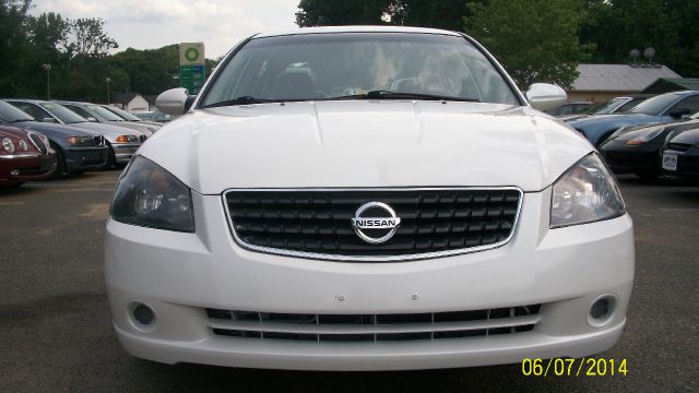 Nissan Altima 2005 photo 3
