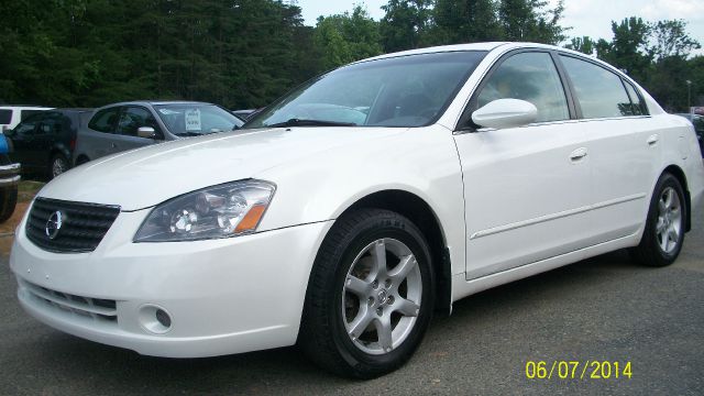 Nissan Altima 2005 photo 4