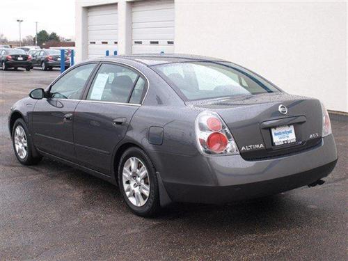 Nissan Altima 2005 photo 1