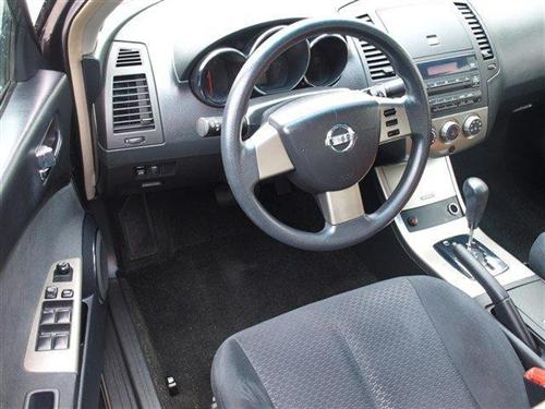Nissan Altima 2005 photo 4