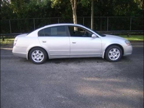 Nissan Altima 2005 photo 3