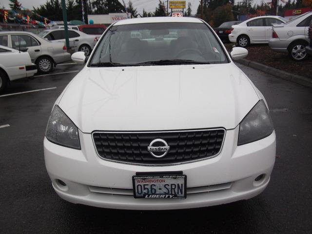 Nissan Altima 2005 photo 1