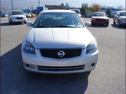 Nissan Altima 2005 photo 5