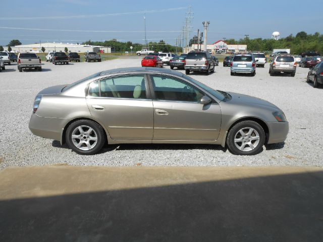Nissan Altima 2005 photo 4