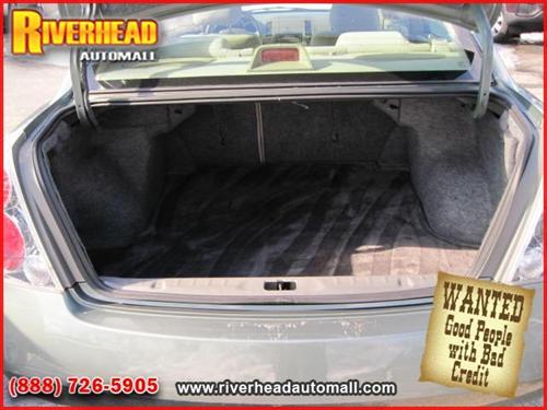 Nissan Altima 2005 photo 5
