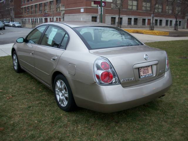 Nissan Altima 2005 photo 4