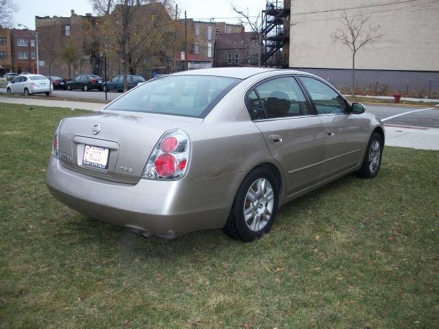 Nissan Altima 2005 photo 5