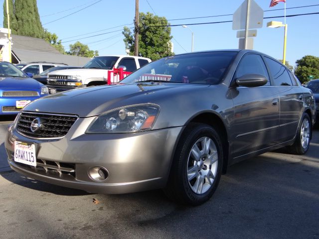 Nissan Altima 2005 photo 4