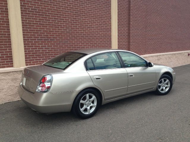 Nissan Altima 2005 photo 1