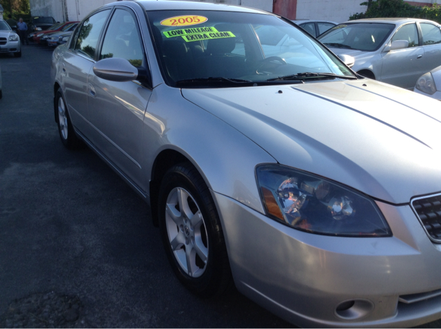Nissan Altima 2005 photo 3