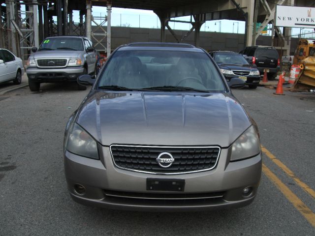 Nissan Altima 2005 photo 3