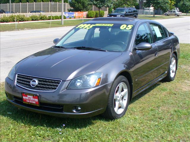 Nissan Altima 2005 photo 1