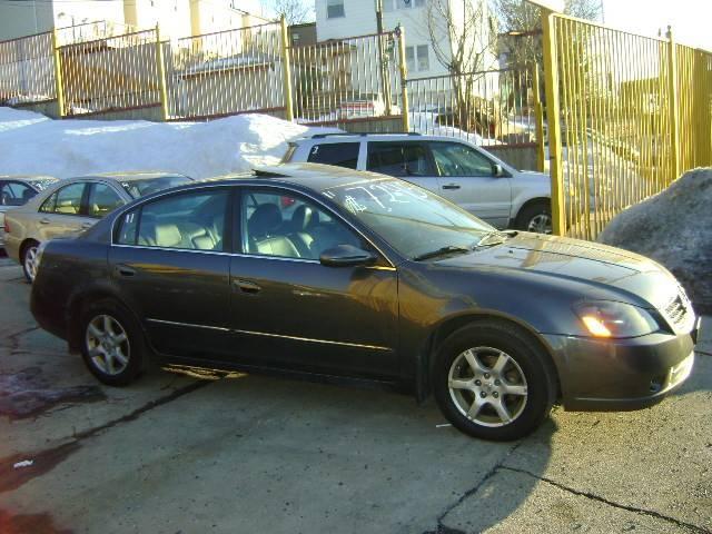 Nissan Altima 2005 photo 1