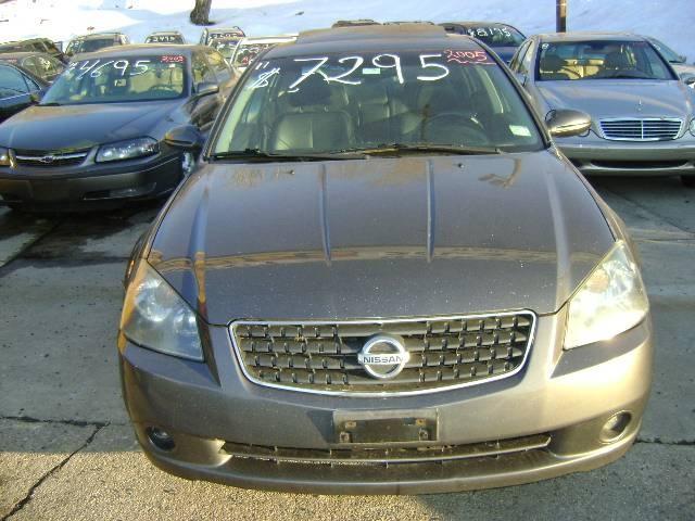 Nissan Altima 2005 photo 5
