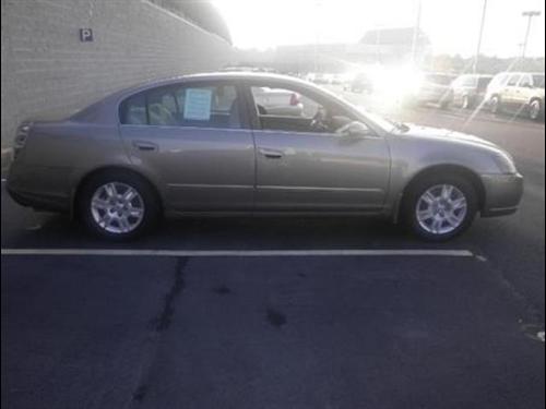 Nissan Altima 2005 photo 3