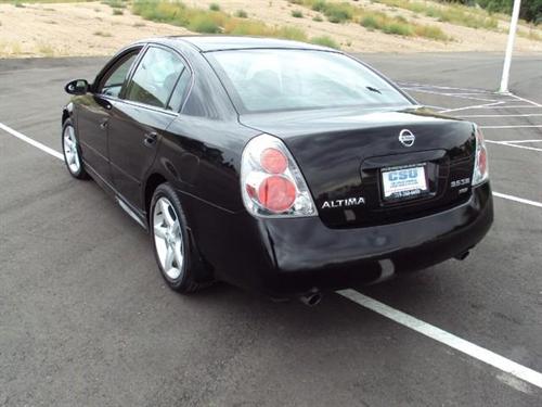 Nissan Altima 2005 photo 4