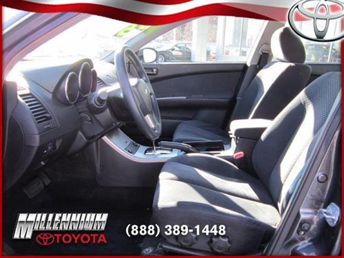 Nissan Altima 2005 photo 2