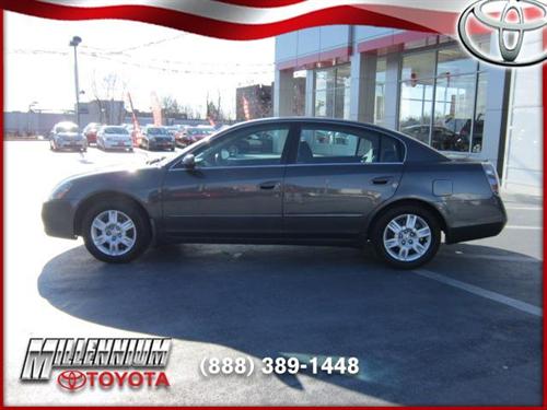 Nissan Altima 2005 photo 4