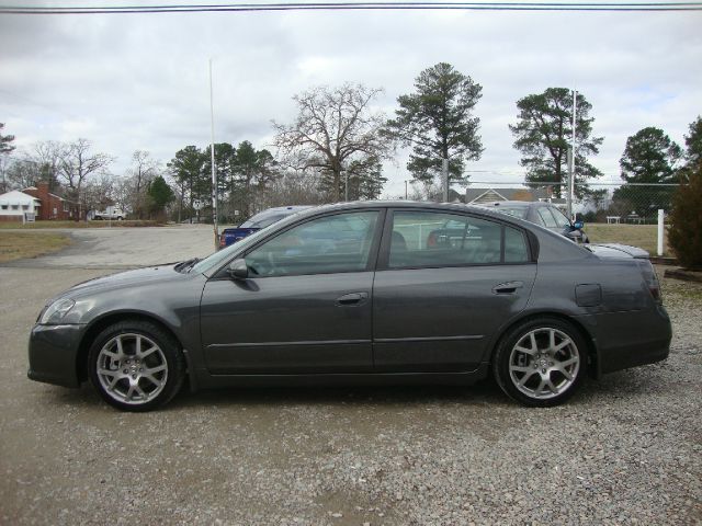 Nissan Altima 2005 photo 3