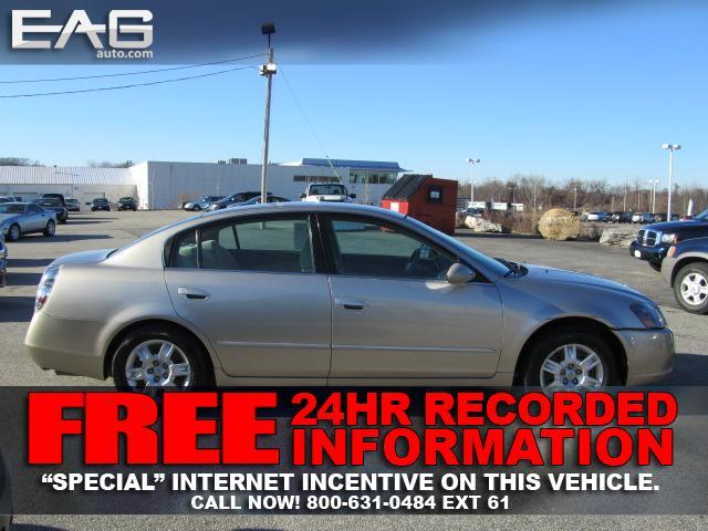 Nissan Altima 2005 photo 2