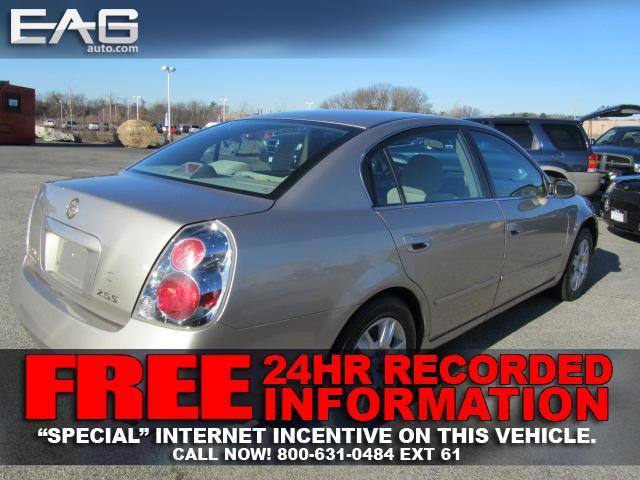Nissan Altima 2005 photo 3