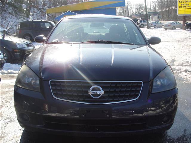 Nissan Altima 2005 photo 1