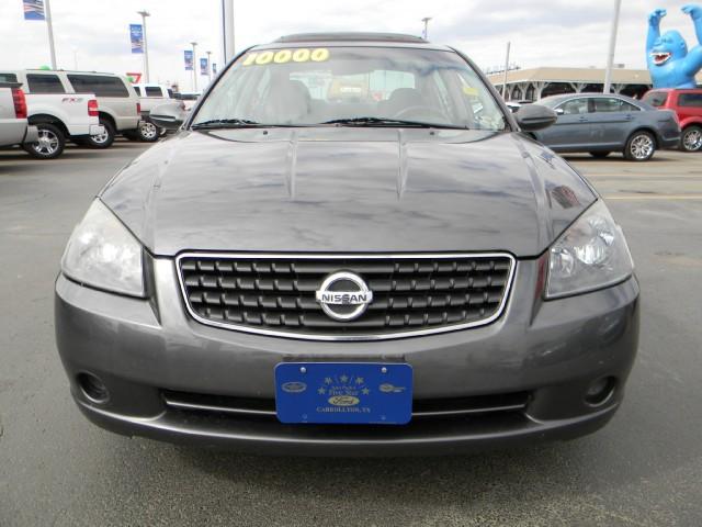 Nissan Altima 2005 photo 4