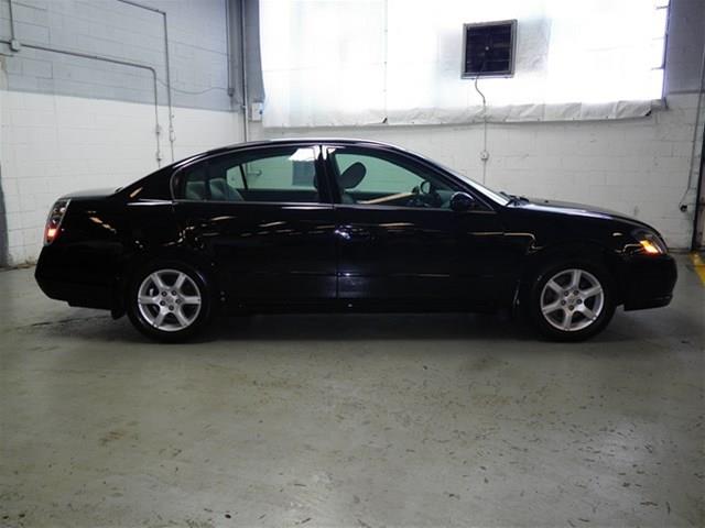 Nissan Altima 2005 photo 4